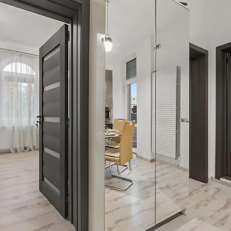 Urban Elegance Unirii & Parliament