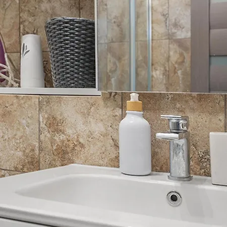 Urban Elegance Unirii & Parliament Бухарест