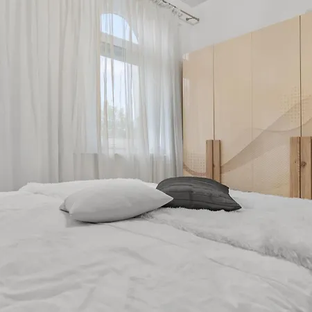 Appartement Elegant Near Parliament & Old Town Boekarest